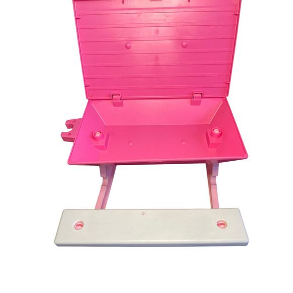 1991 Arco Mattel Barbie Doll Backyard Cookout Storage Picnic Table and Food Pink - Picture 7 of 7